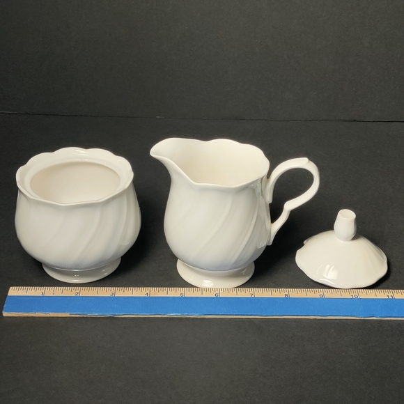 NIKKO CREAM & SUGAR⭐ - Picture 4 of 9